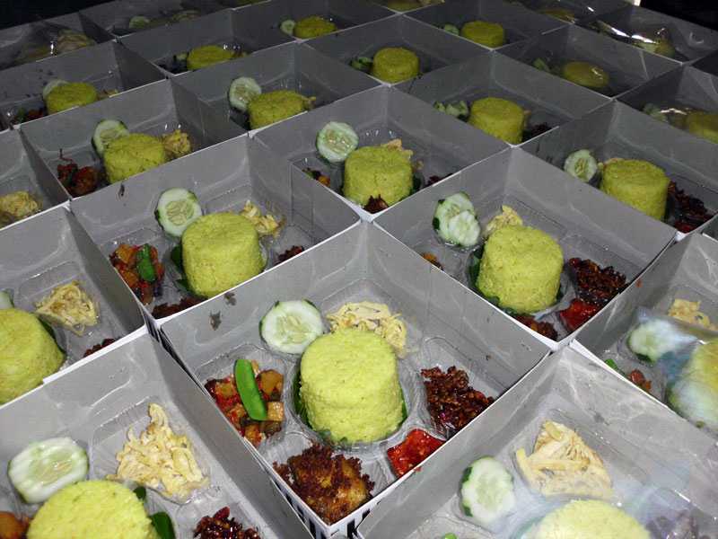 Pesan Nasi Box di Jakarta Timur